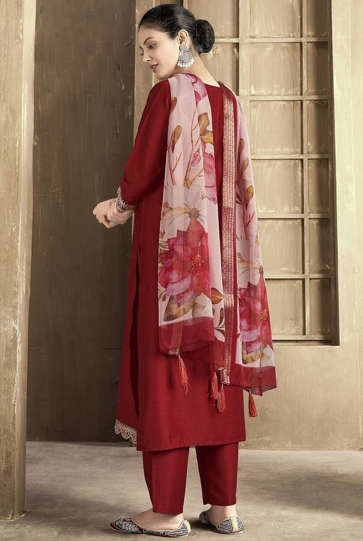 Maroon color smart and stylish chanderi fabric elegant kurta set