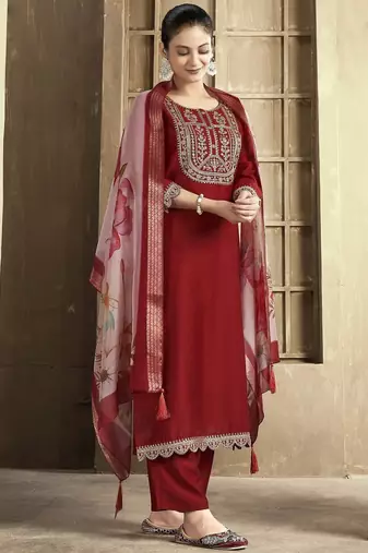 Maroon color smart and stylish chanderi fabric elegant kurta set