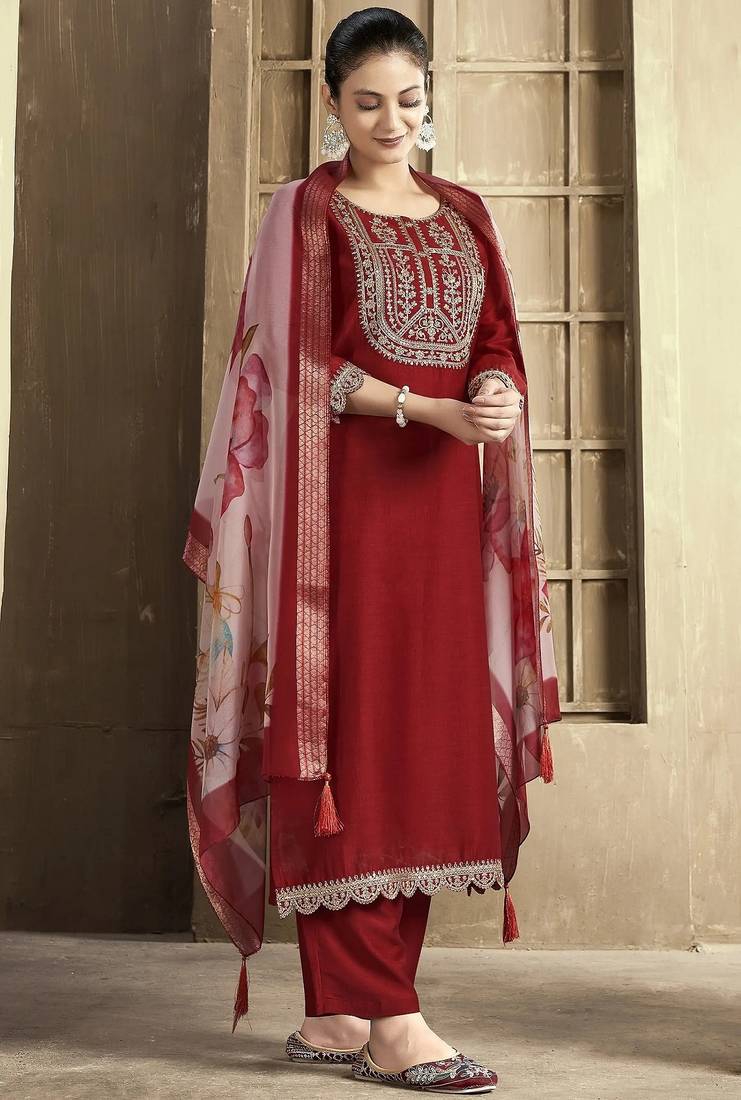 Maroon color smart and stylish chanderi fabric elegant kurta set