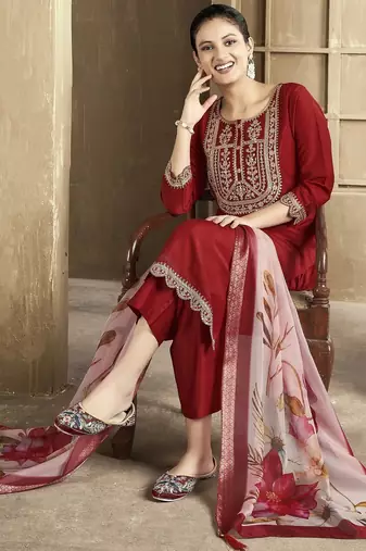 Maroon color smart and stylish chanderi fabric elegant kurta set