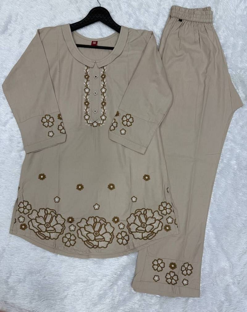 Off white color smart thread embroidery rayon fabric co-ord set