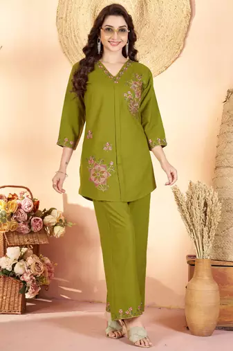 Mehendi color thread work co-ord set dress for trendy girls