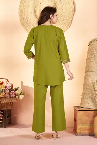 Mehendi color thread work co-ord set dress for trendy girls