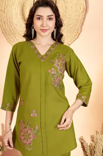 Mehendi color thread work co-ord set dress for trendy girls