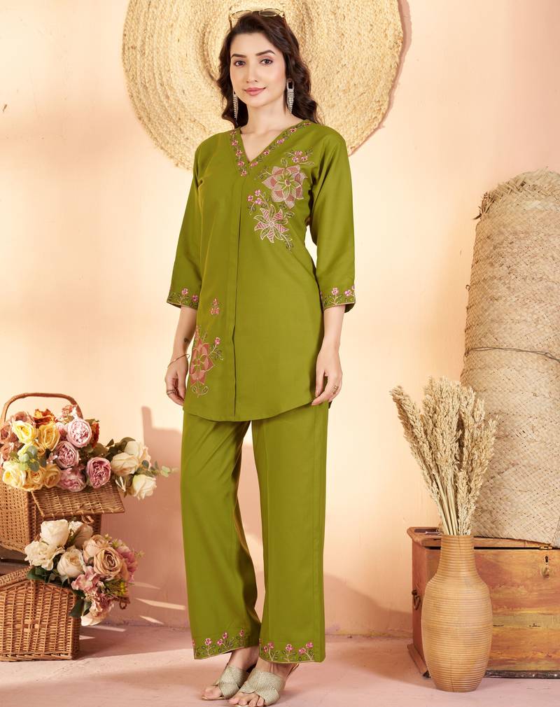 Mehendi color thread work co-ord set dress for trendy girls