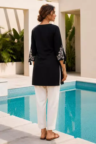 Black color embroidered kurta
