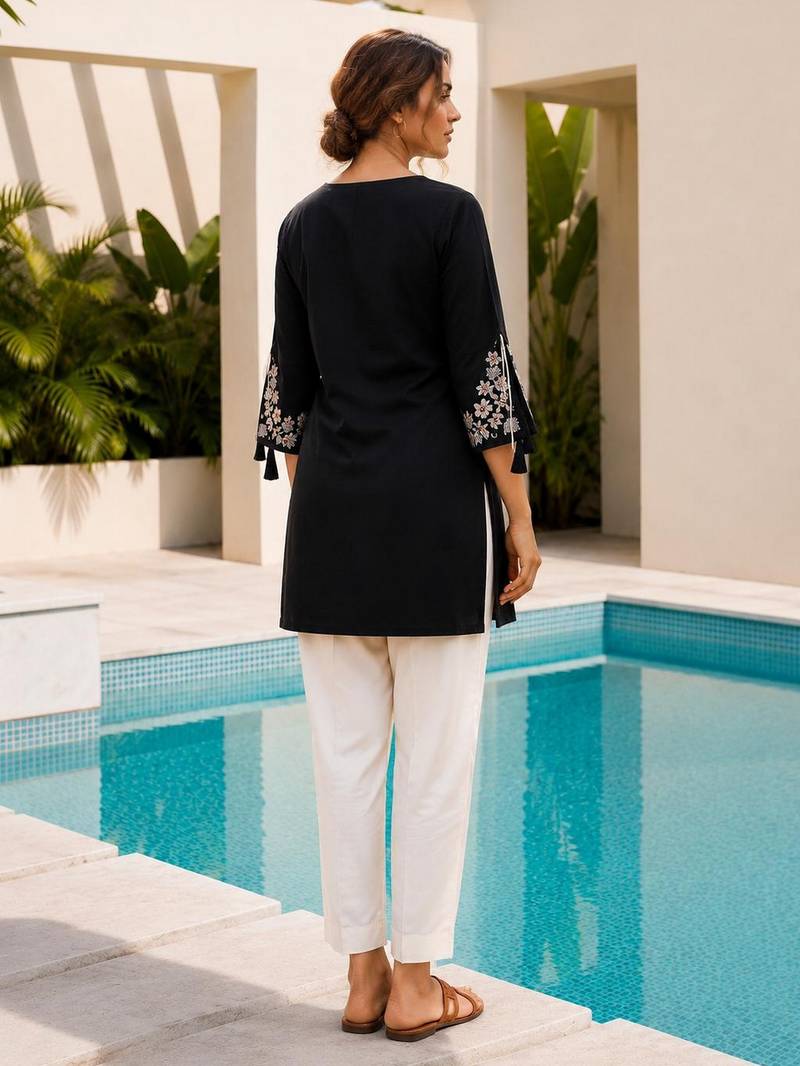 Black color embroidered kurta