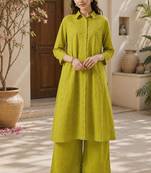 Green color embroidery work kurta set for graceful ethnic looks