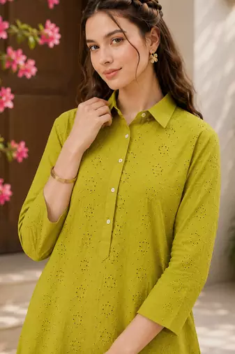 Green color embroidery work kurta set for graceful ethnic looks