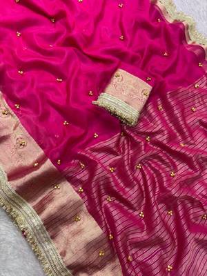 Rani-pink silk blend booti work embroidered saree 2