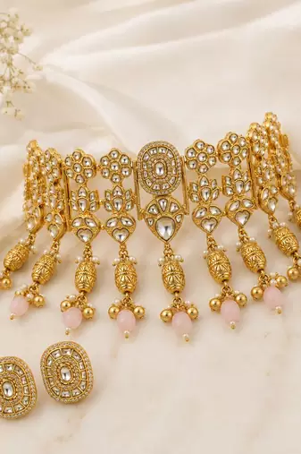 Gold plated kundan choker set