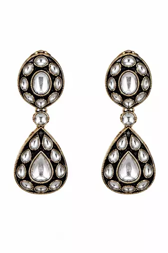 Gold plated kundan polki necklace set with maang tikka and earrings