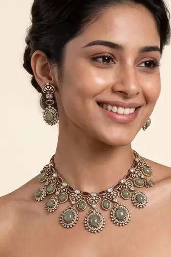 Sage green semi precious stone zircon necklace set
