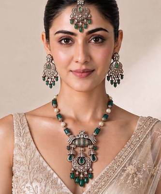 Emerald green semi precious stone kundan long necklace set with maang tikka 1