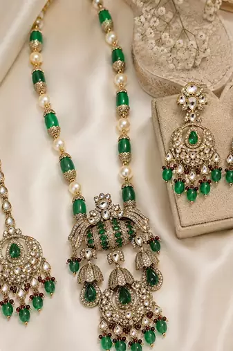 Emerald green semi precious stone kundan long necklace set with maang tikka
