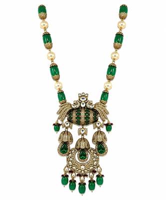 Emerald green semi precious stone kundan long necklace set with maang tikka 4
