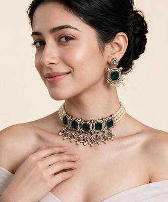 Emerald green moissanite pearl choker set 1