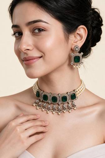 Emerald green moissanite pearl choker set