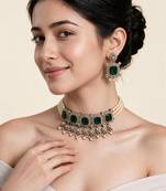 Emerald green moissanite pearl choker set