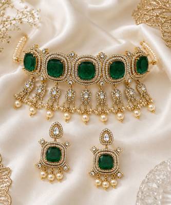 Emerald green moissanite pearl choker set 2