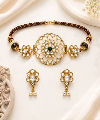 Gold plated handcrafted jadau kundan choker set 2