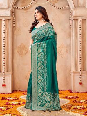 Dark-green silk blend bangalore silk woven saree 2