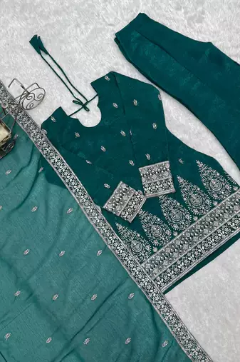 Embroidery Work Bottom Kurti With Dupatta Wedding Wear Designer Suit Set