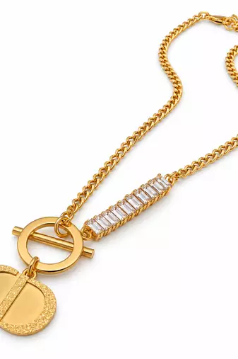Anti-Tarnish Golden Elegance Charm Neck Chain with Sparkling Crystal Bar and Textured Pendant