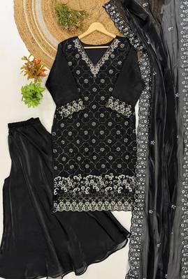 Black fendy embroidered kurti palazzo set 3