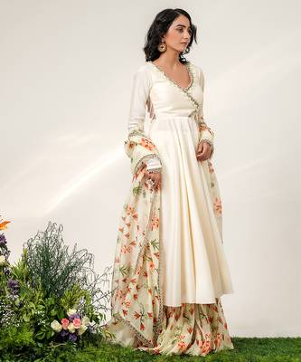 Ivory embroidered chanderi organza anarkali set 2
