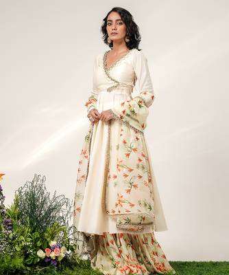 Ivory embroidered chanderi organza anarkali set 4