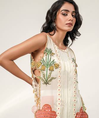 Ivory and tangerine orange embroidered organza nysha silk kurta set 5