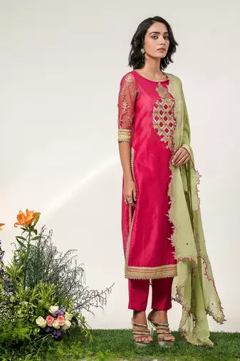 Fuchsia pink embroidered chanderi and georgette kurta set