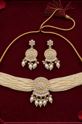 white pearl beaded necklace set with statement pendant