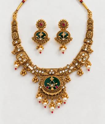 green stone traditional heritage necklace set 2