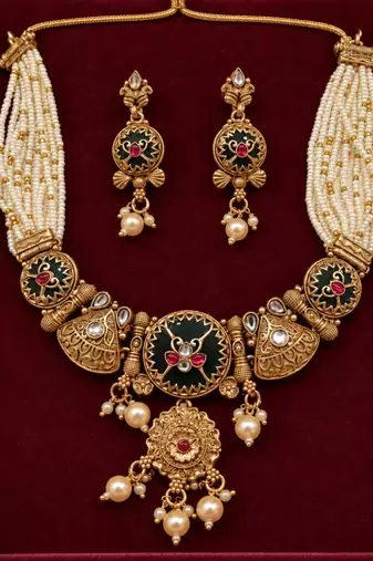 antique gold round heritage jewellery set