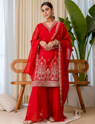 Red silk blend embroidered palazzo set 1