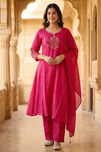 Rani-pink chanderi hand embroidery kurta set