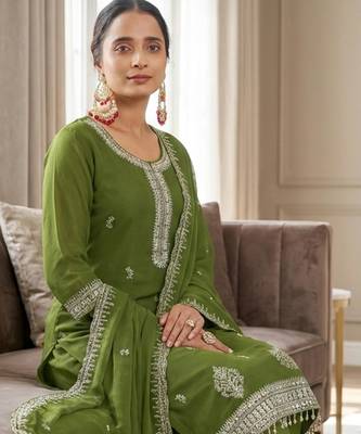 Green georgette embroidered kurta set 3