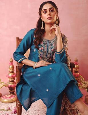 Dark-blue pure silk embroidered 3