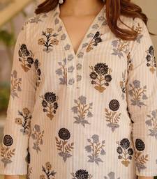 Off-white rayon printed
