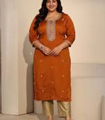 Women embroidered thread work kurta