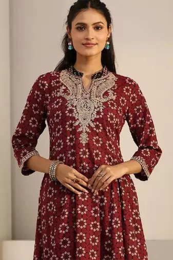 Women ethnic motifs printed regular kurta with trousers & with dupatta