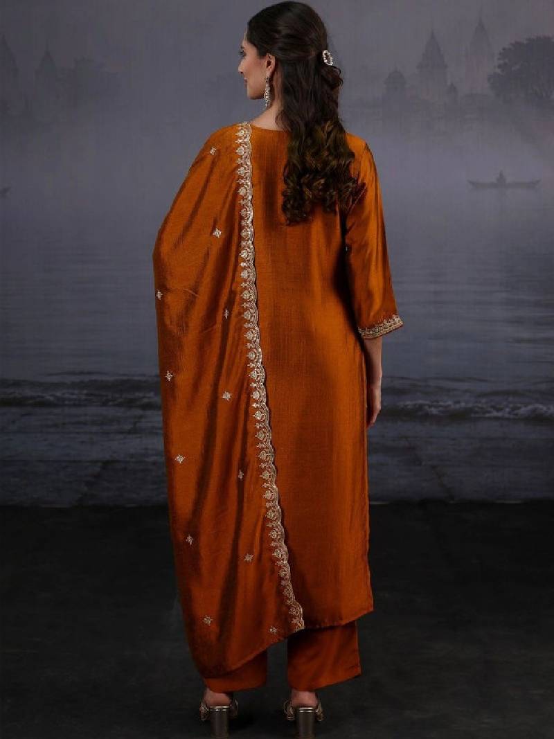 Women ethnic motifs embroidered regular kurta with trousers & dupatta
