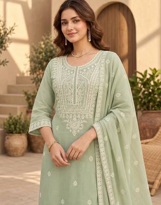 Pista chanderi readymade suit with embroidery & butti work 2