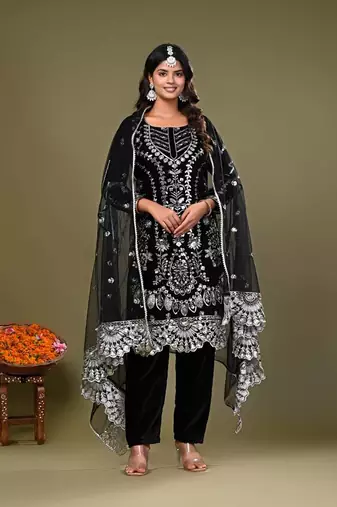 Black Color Velvet Kurta Set Embroidery Wedding Wear Suit Set With Dupatta
