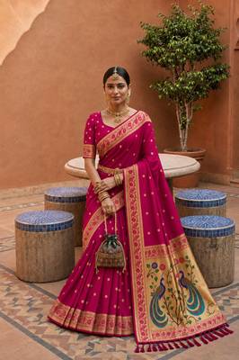 indian magenta zari motif design meenakari work banarasi silk blend saree 2