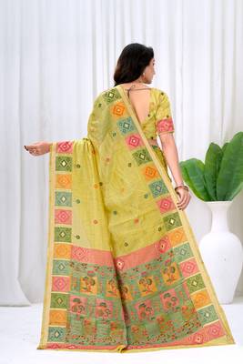 Womens elegant lemon green  cotton silk saree with golden zari border, pallu with blouse 2
