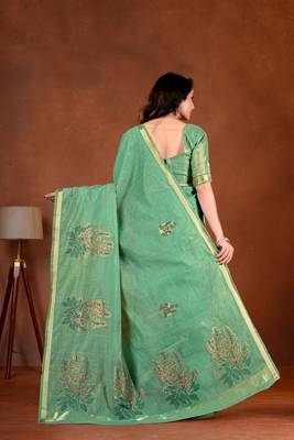 Womens elegant bottle green  cotton silk saree with golden zari border, pallu with blouse 2