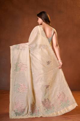 Womens elegant cream  cotton silk saree with golden zari border, pallu with blouse 2